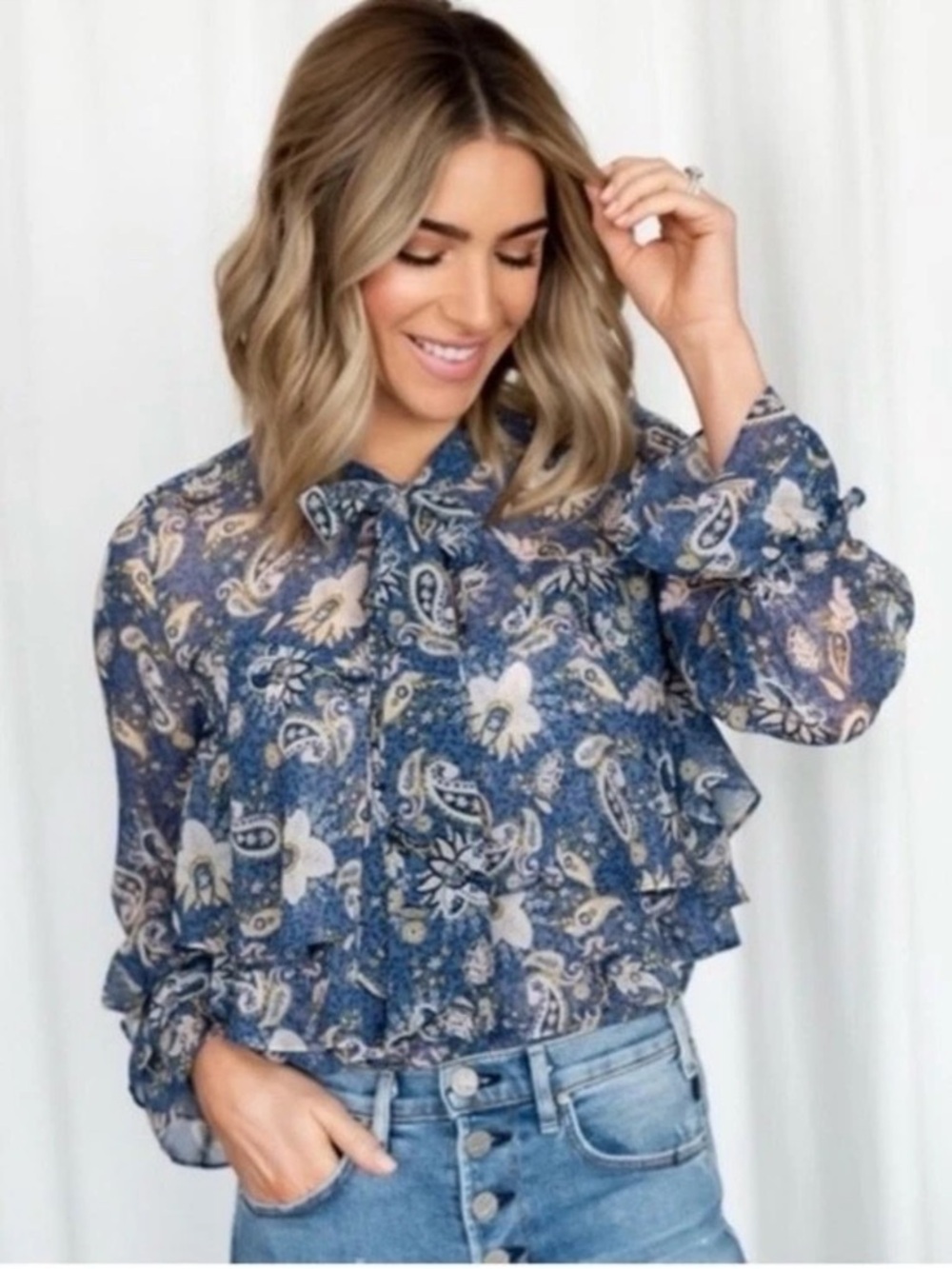 MISA Blue/Ivory Paisley Long Sleeve Ruffle Neck Tie Blouse S - Picture 2 of 8